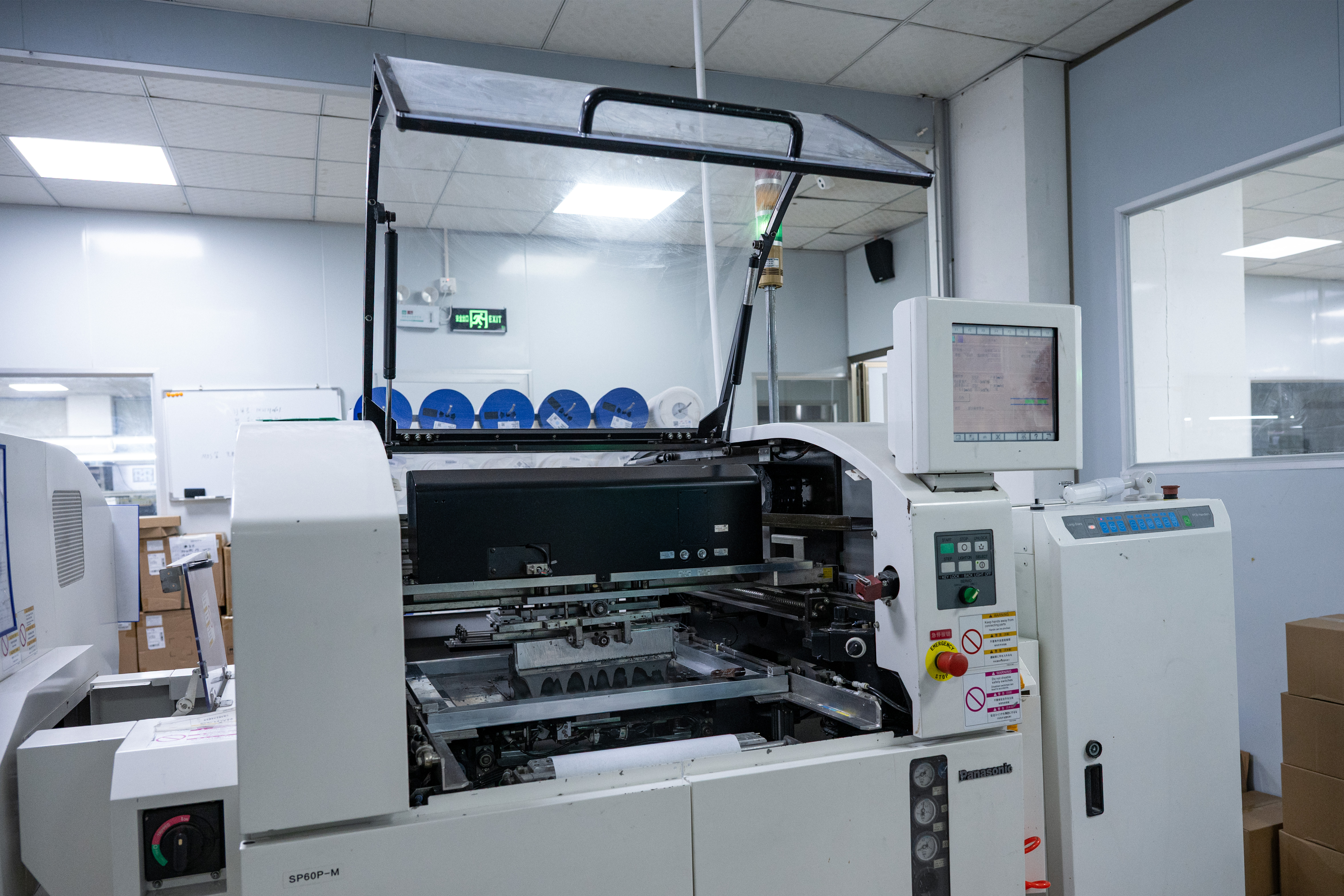 Automated SMT assembly